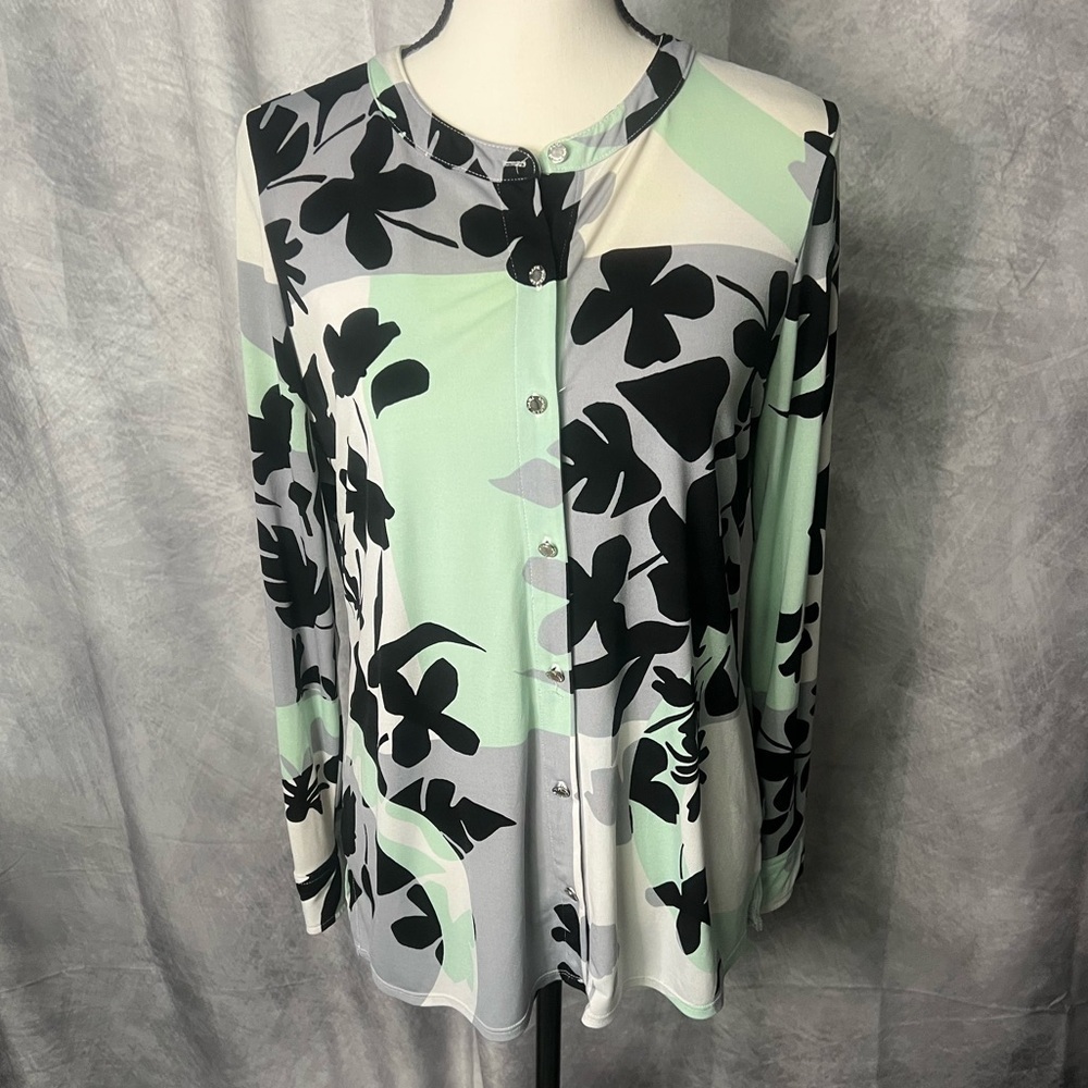 Dana Buchman Gray, Black, White and Mint Green Floral Print Button-Up Blouse - Picture 2 of 9